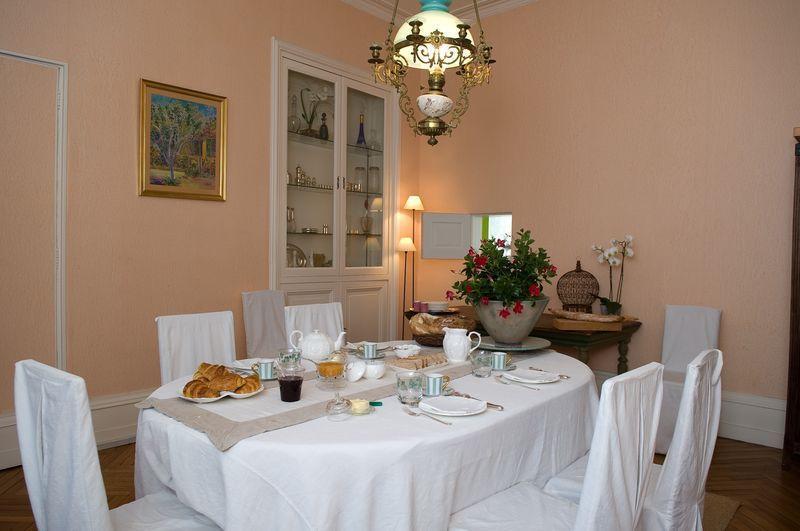 קונייאק Chambres D'Hotes Les Tilleuls מראה חיצוני תמונה